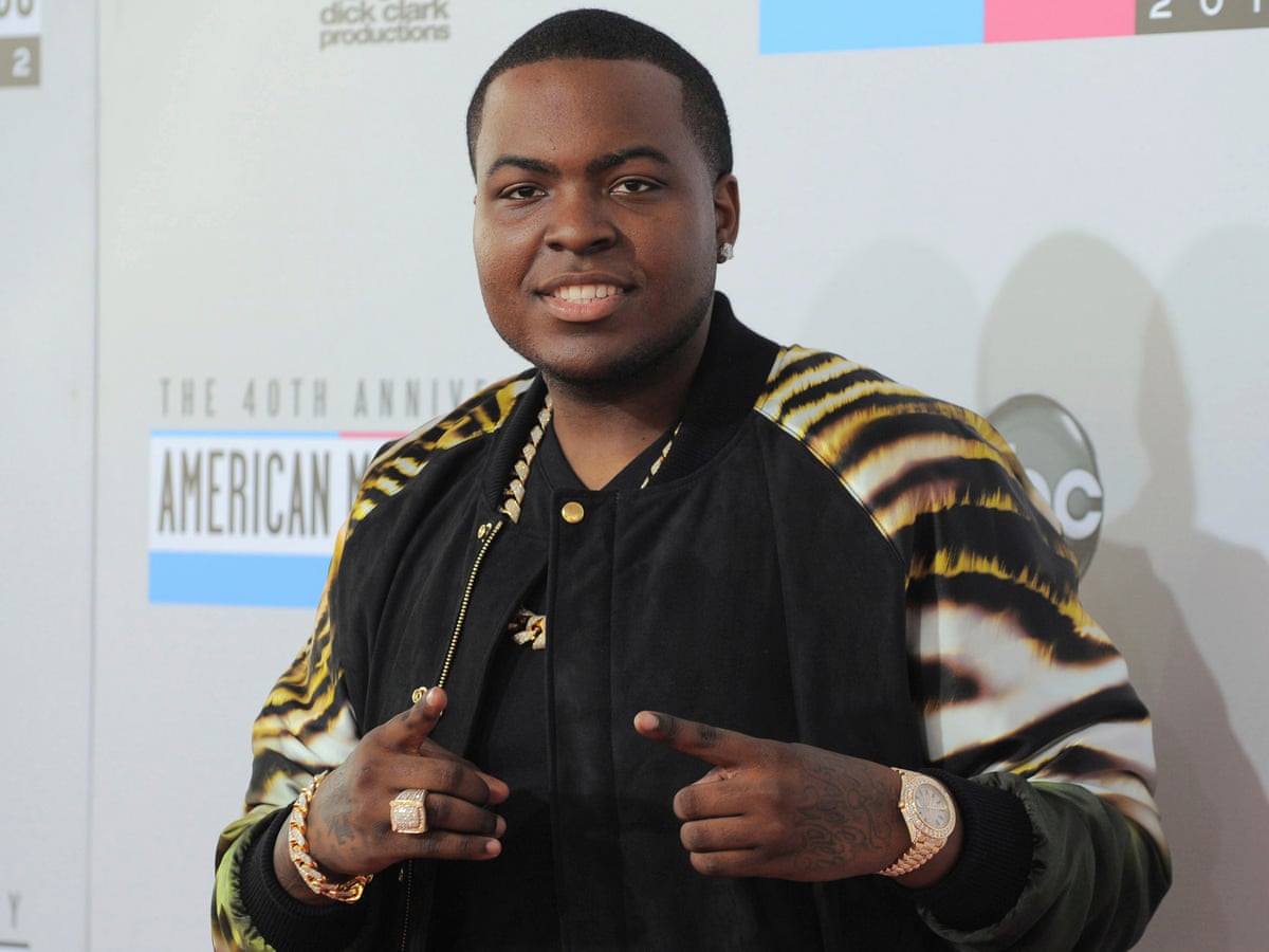 Singer Sean Kingston and his mother charged for over $1m fraud | Florida | The Guardian