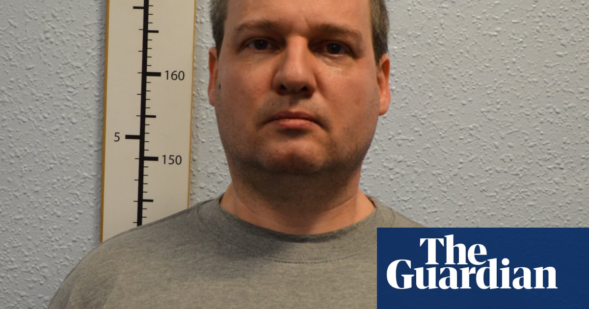 Six Bulgarians jailed after spying for Russia in UK
