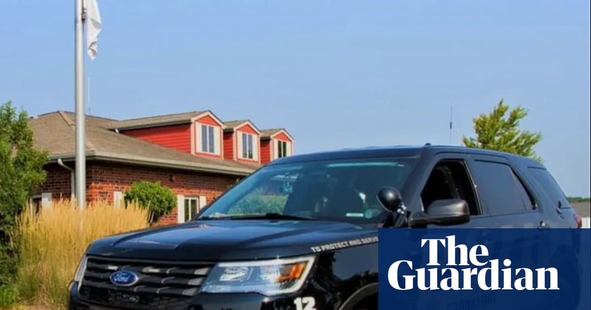 Une femme de l'Illinois inculpée dans la mort de son fils suivait le procès Clancy, selon les procureurs