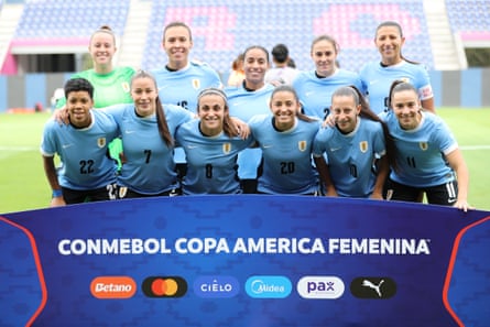 Uruguay players airs earlier their triumph complete Peru