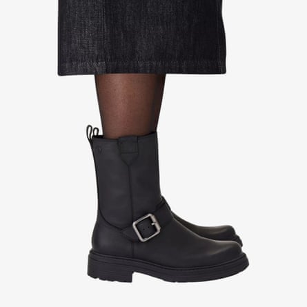 Clarks Orinoco 3 Bay Black Leather