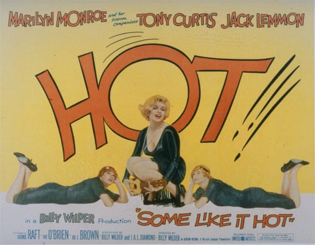 Une carte d'accueil est affichée pour Billy Wilder's "Certains l'aiment chaud"1959, avec Marilyn Monroe, Tony Curtis et Jack Lemmon