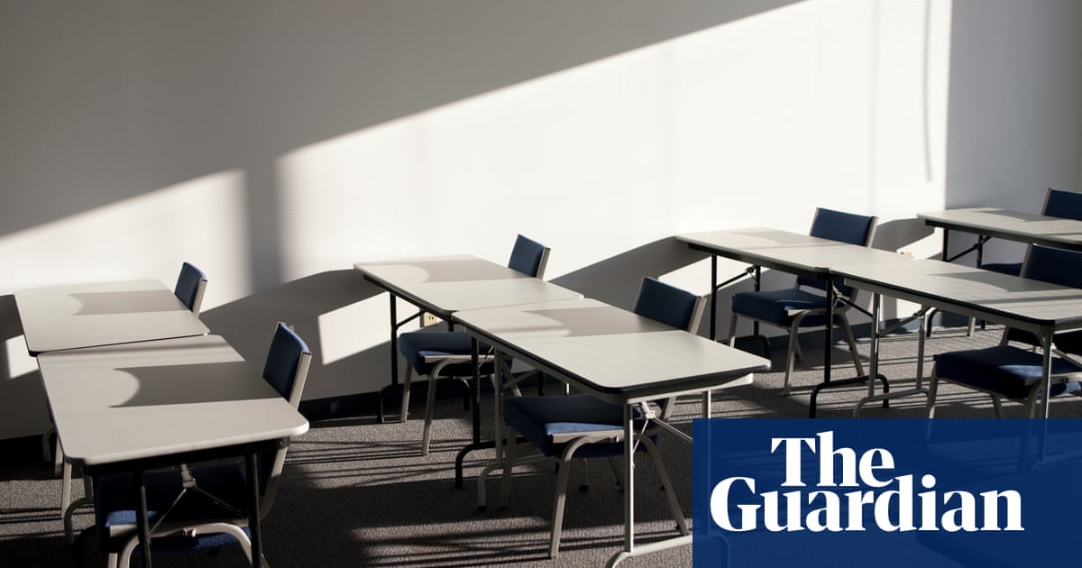 US teacher suspended for reportedly using N-word in classroom discussion