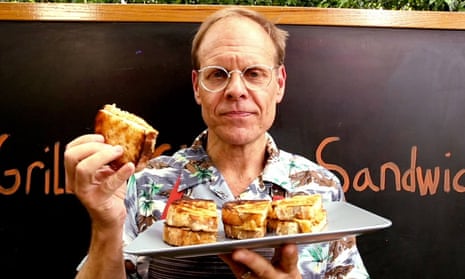 Watch Alton Brown as he slices and dices these  kitchen gadgets -  Chew Boom