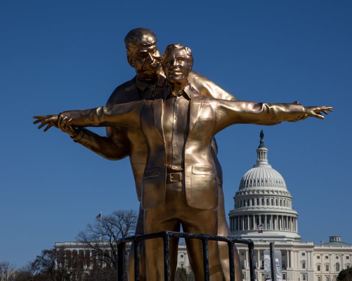 New satirical statue depicts Trump and Epstein as doomed lovers from Titanic