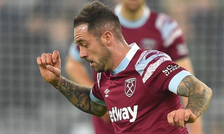 Danny Ings injures knee on West Ham debut and faces several weeks out