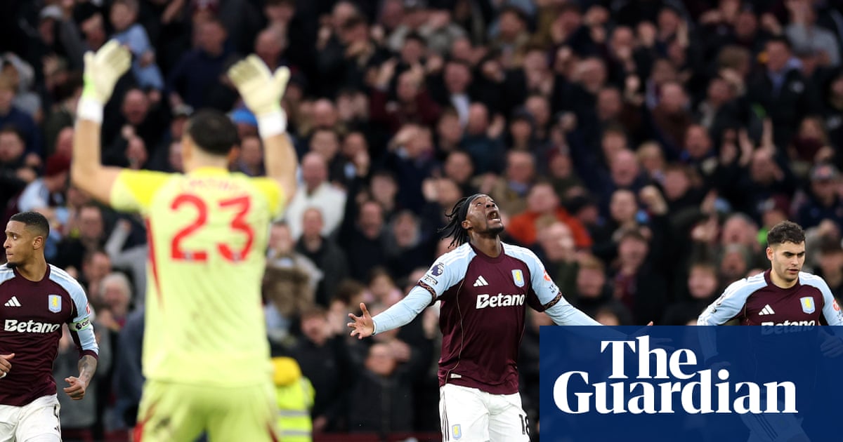 Tammy Abraham salvages late point for Aston Villa to deny battling Leeds