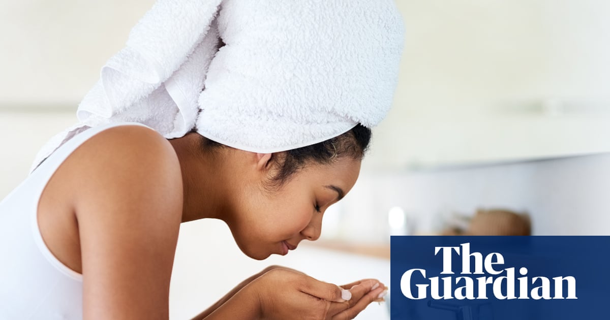Double Cleansing: A Scam That Exploits Our Skin and Wallets