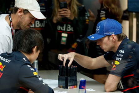 Max Verstappen in the São Paulo paddock with Sebastian Vettel and Yuki Tsunoda.