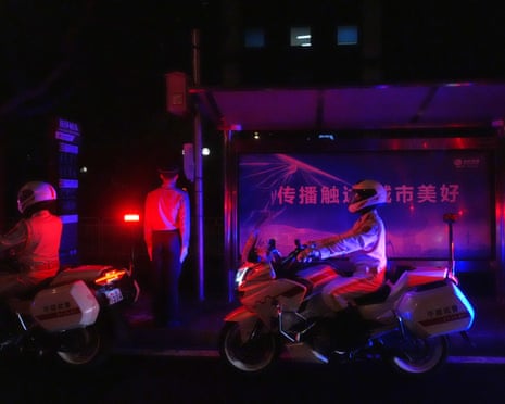 Motorcycle escorts and security travel in the motorcade with Trump