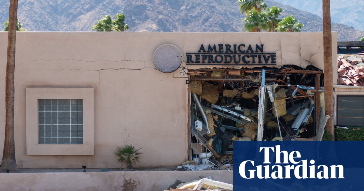 Man charged in bombing of Palm Springs fertility clinic dies in prison