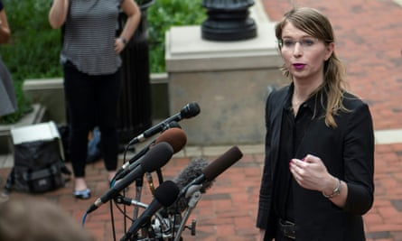 Chelsea Manning S Lawyers Renew Call To Release Her From Jail Chelsea Manning The Guardian