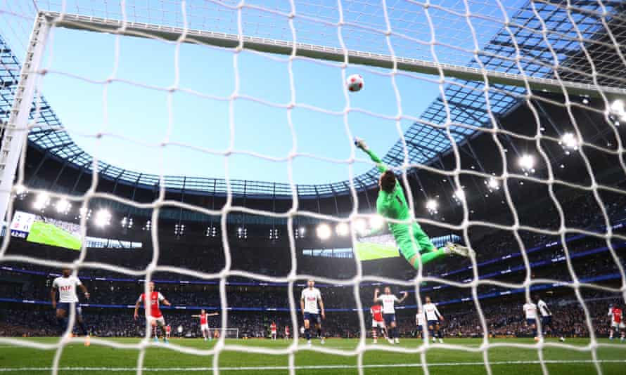 Tottenham v Arsenal: Premier League – live! | Premier League 4 Hugo Lloris of Tottenham Hotspur makes a save.