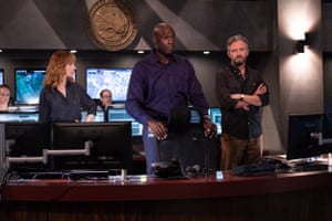 Pine Gap review – lots of yakkety yak and occasional scenes of bonking