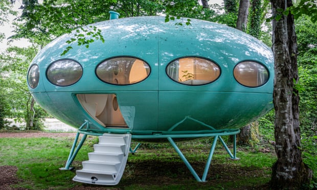 Futuro House ‘spaceship’ cabin