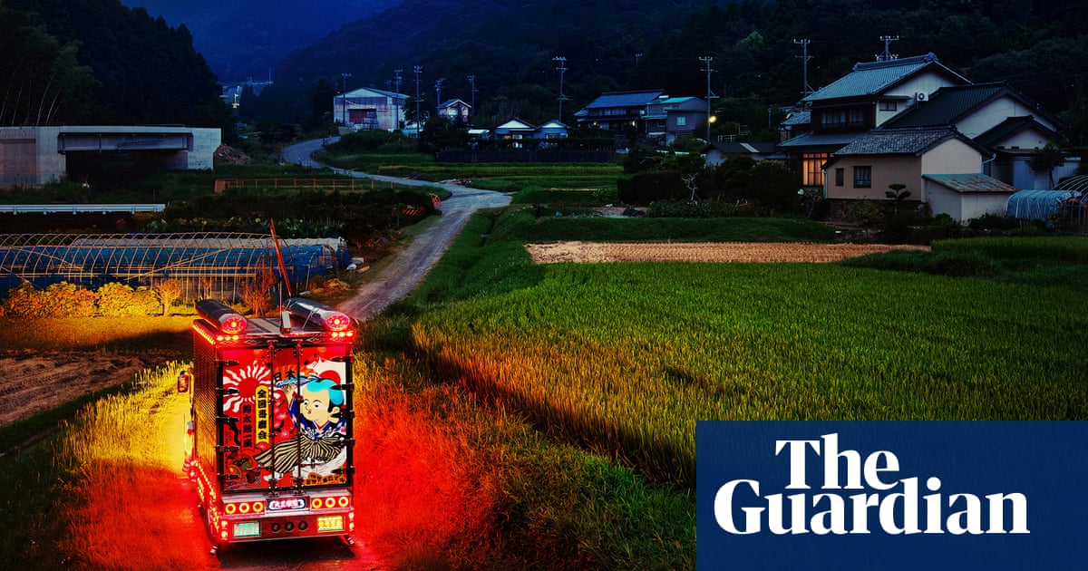 Dekotora: the decorated trucks of Japan – a photo essay