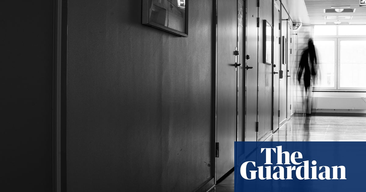 Restraint of Victorian children in mental health facilities increases by 32%