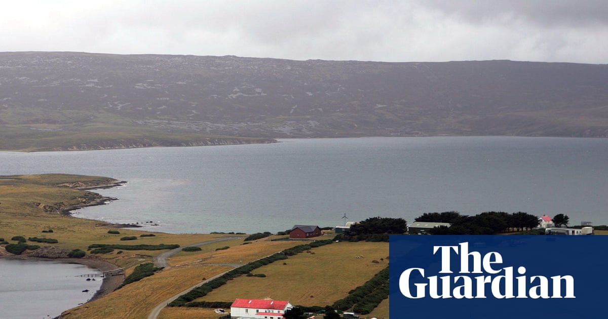 Argentina to stop Falklands exploiting offshore oilfields, country’s foreign minister says