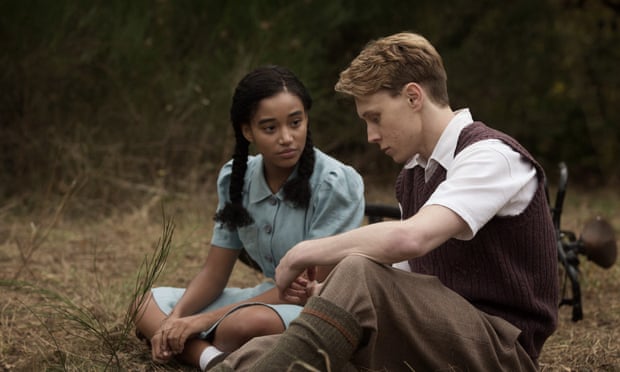 Actors Amandla Stenberg and George MacKay in the 2018 film Where Hands Touch