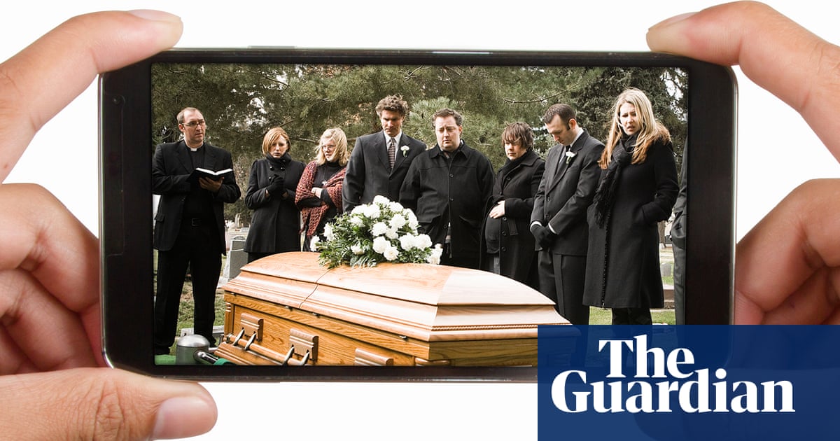 Live Streamed Funerals The Rise Of The Virtual Mourner Society