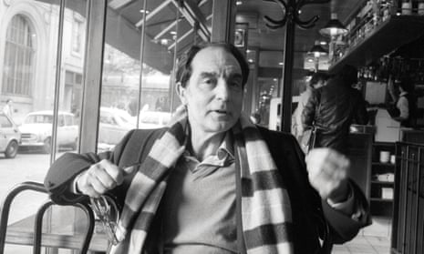 Italo Calvino in Paris cafe in 1981.