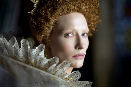 Cate Blanchett in Elizabeth: the Golden Age (2007).