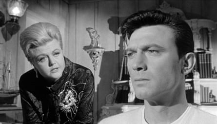 Angela Lansbury & Laurence Harvey in The Manchurian Candidate.