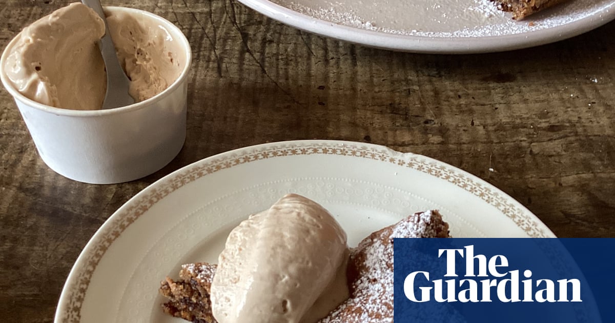 Rachel Roddy’s recipe for hazelnut and chocolate cake | A kitchen in Rome