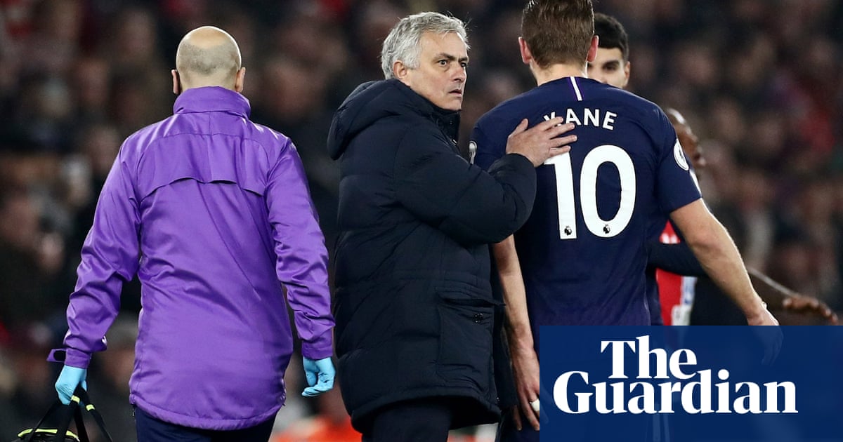 José Mourinho expects long injury absence for ‘irreplaceable’ Harry Kane