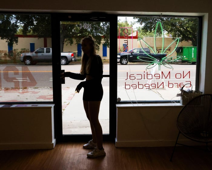 Republican disquiet over hemp ban threatens passage of bill to end shutdown