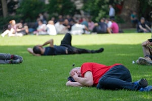 A nap in the shade, London