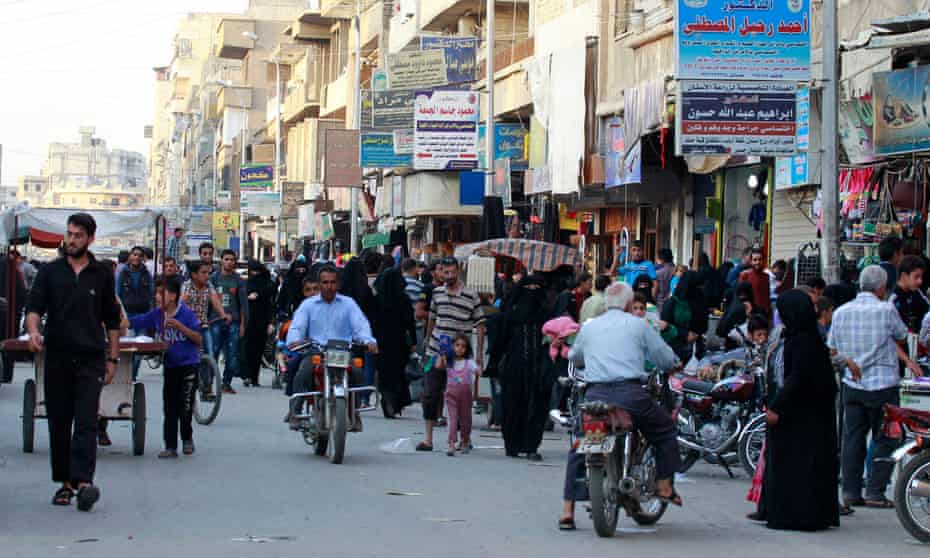 A street market in Raqqa, Syria