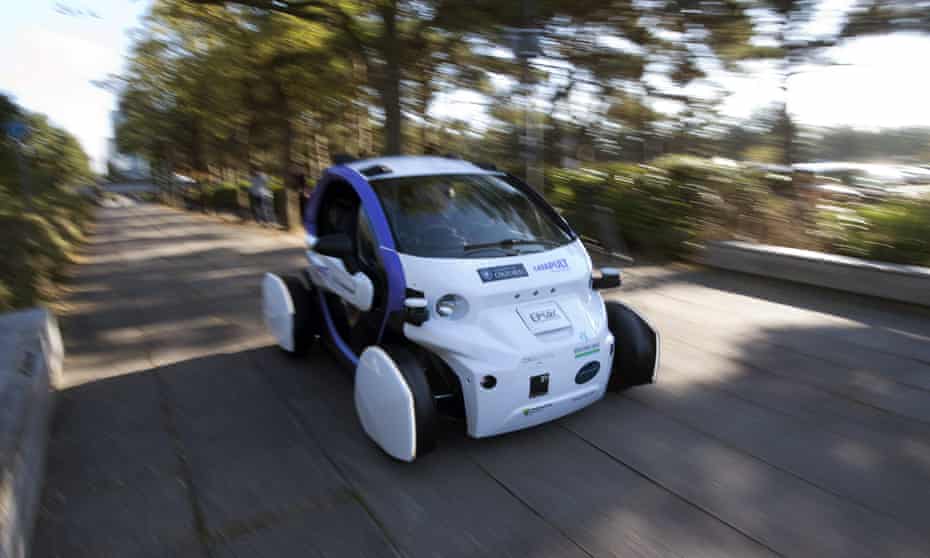 An autonomous self-driving vehicle is tested in a pedestrianised zone, during a media event in Milton Keynes, north of London, on 11 October, 2016. 