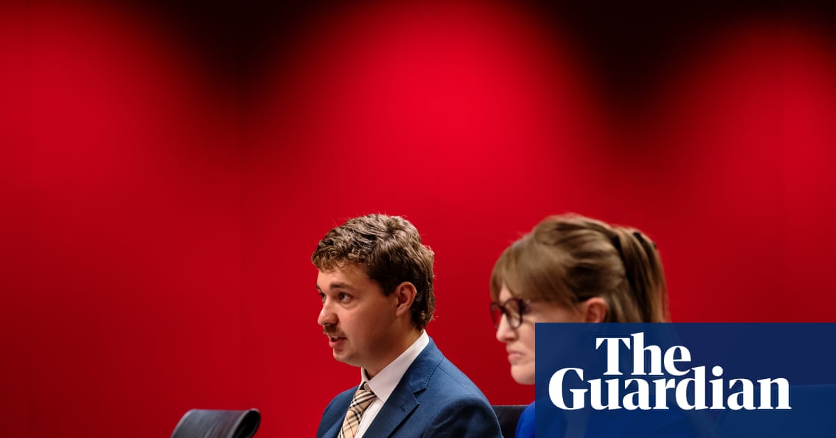 Sydney inquiry hears students at religious school shared beds with teachers