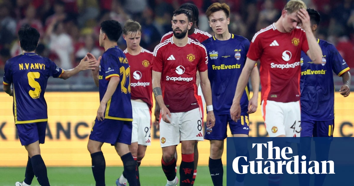 Manchester United embarrassed by Kuala Lumpur defeat on end-of-season tour