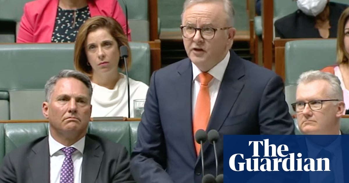 PM says officials working to bring home Melbourne teens who died in Laos poisoning - video
