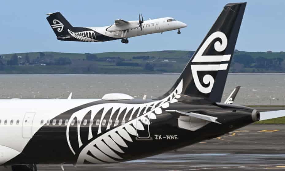 Air New Zealand planes in Auckland