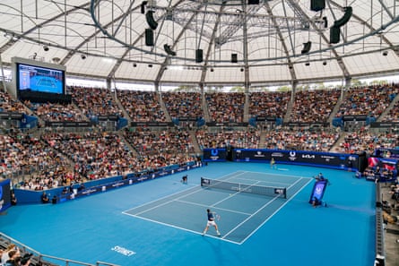 Cameron Norrie riposte contre Rafael Nadal lors de leur match à Sydney