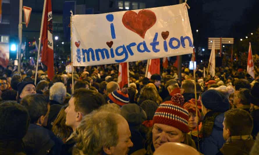 Cologne locals take part in a pro-immigration rally in 2015.