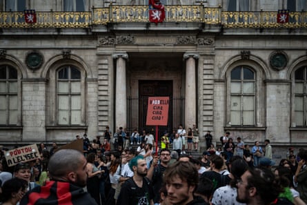 People gather on the Terreaux square to demonstrate against French far-right party Rassemblement National (RN) in Lyon, on 30 June 2024, as results of the first round of parliamentary elections were announced.
