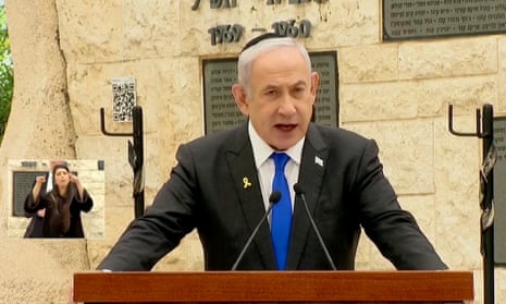 Israeli PM heckled during Memorial Day speech