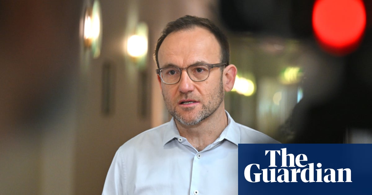 Greens Propose Free Healthcare Plan Nationwide