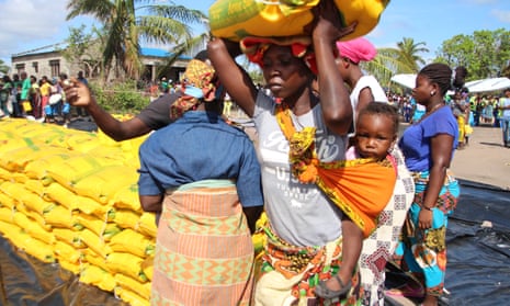 Aid is distributed in Buzi, Mozambique following Cyclone Idai