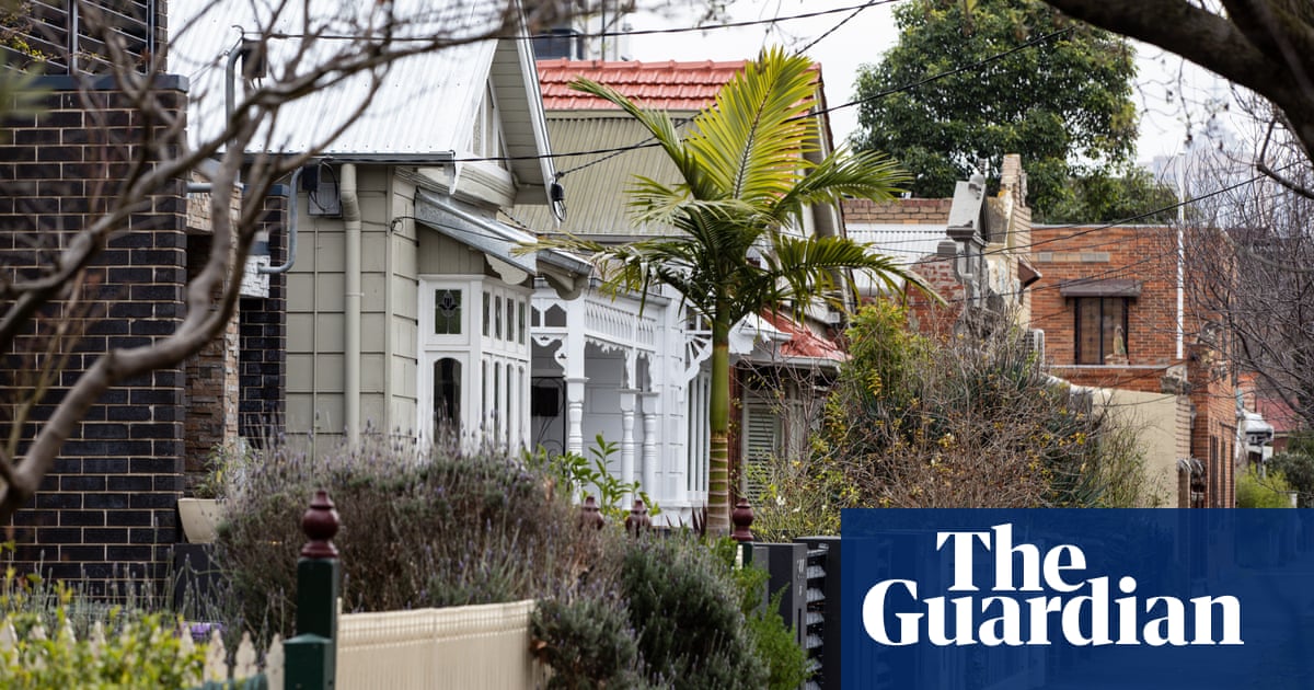 ‘It made us nervous’: rising interest rates and falling property prices squeeze household budgets