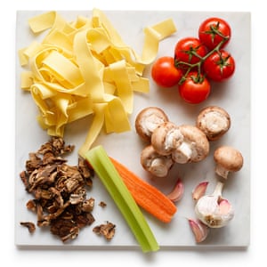 Felicity Cloake’s mushroom Pasta 01