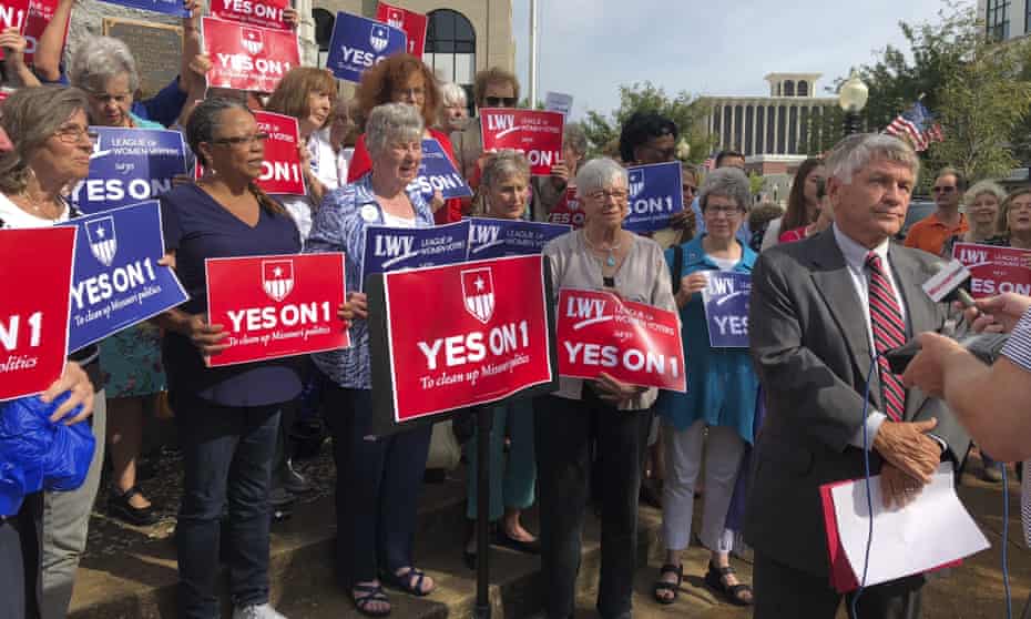 Supporters of Missouri’s redistricting ballot measure rally in Jefferson City, Missouri, Aug. 31, 2018.