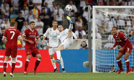 Real Madrid’s Gareth Bales shoots ...