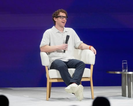 Hombre en el escenario