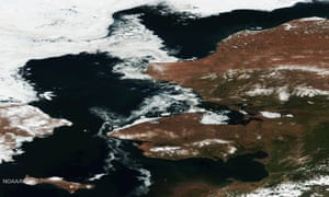 An image from the NOAA/Nasa Suomi NPP satellite taken on May 30, 2016, highlights the Arctic ice retreat off the north-west coast of Alaska