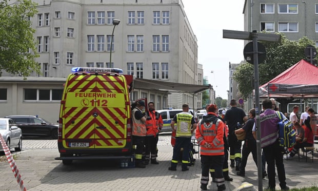 Emergency services near the school in Bremerhaven.